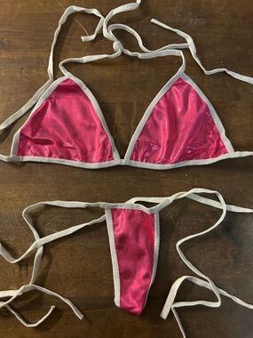 NWOT Sexy Skimpy Handmade Metallic Barbie Pink Triangle Top Thong Bottom Bikini